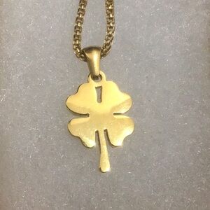 St Patrick’s Day Lucky 4 Leaf Clover Gold Stainless Steel Necklace & Earring Set